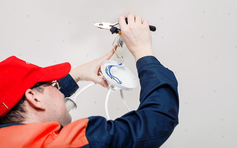 électricien maintenance Les Essarts-le-Roi